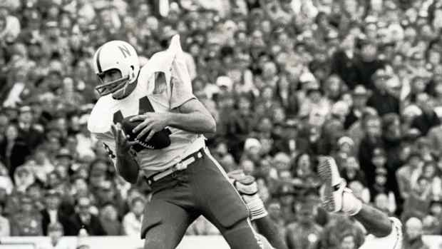 1971 Nebraska-Oklahoma football 14 Tagge scramble USATSI_9186494